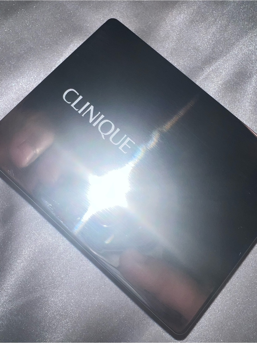 Clinique Compact Makeup Case - Metallic Silver